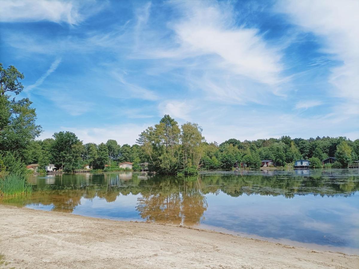 4P Chalet Tolve Met 4 Fietsen Vlakbij Natuurgebieden Drents Friese Wold, Fochteloerveen En Gevangenisdorp Veenhuizen 우스터볼데 외부 사진